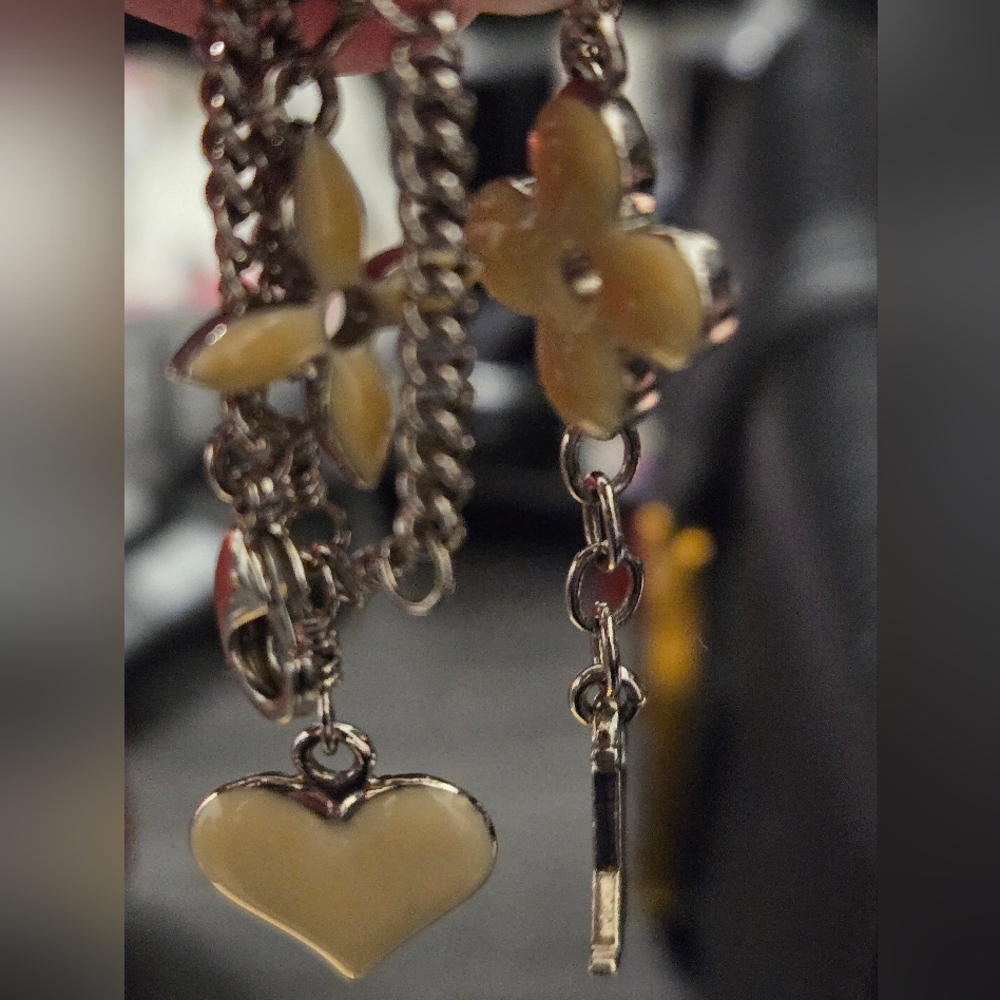 Louis Vuitton Bracelet [With Silver and Cream Charms] - Picture 3 of 6